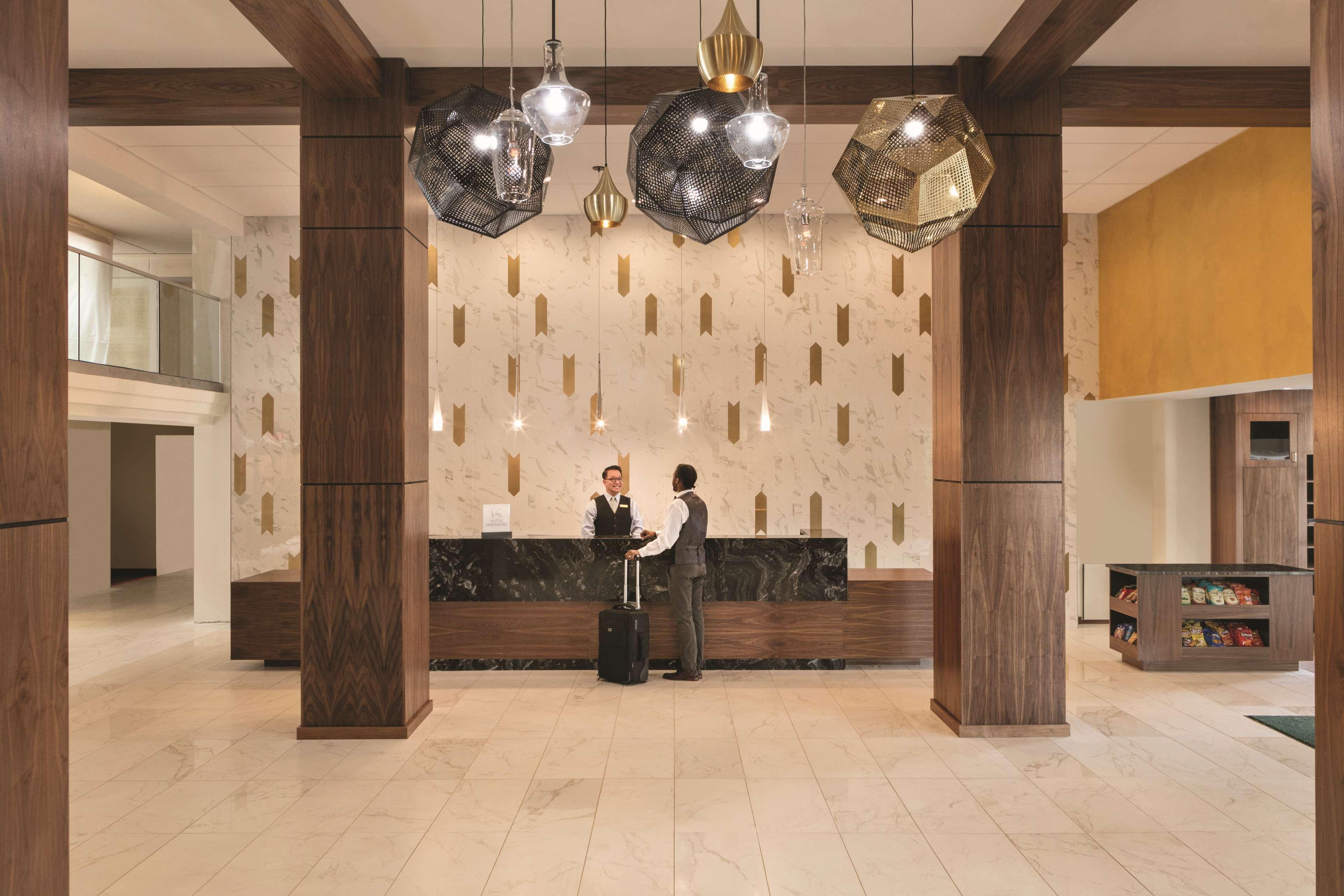 Embassy Suites By Hilton Richmond Dumbarton Exterior photo
