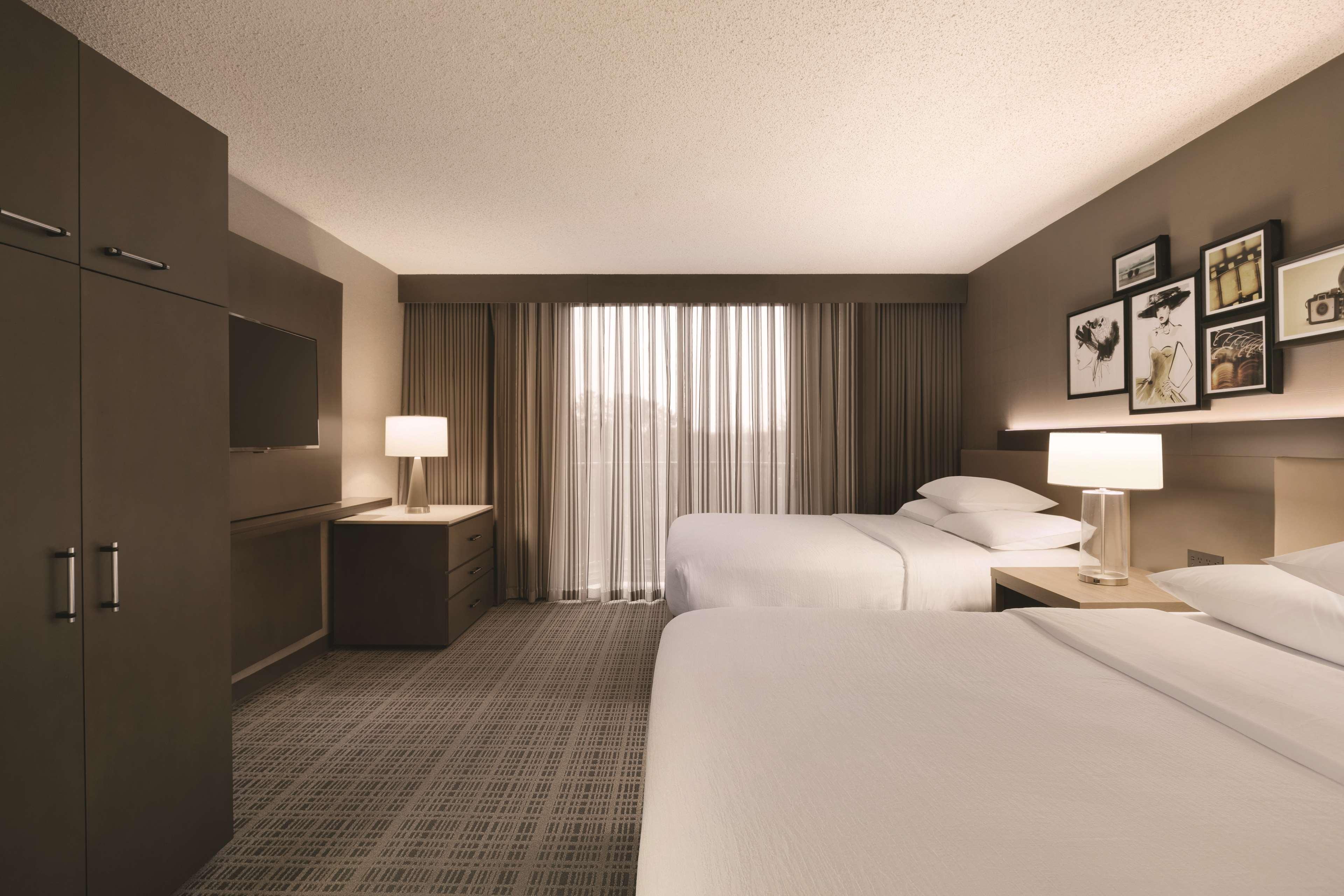 Embassy Suites By Hilton Richmond Dumbarton Exterior photo