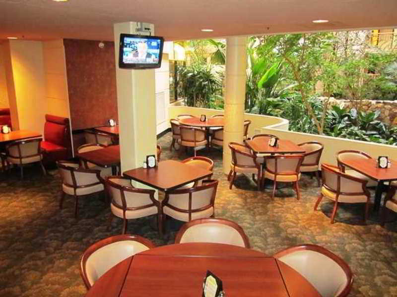 Embassy Suites By Hilton Richmond Dumbarton Restaurant photo