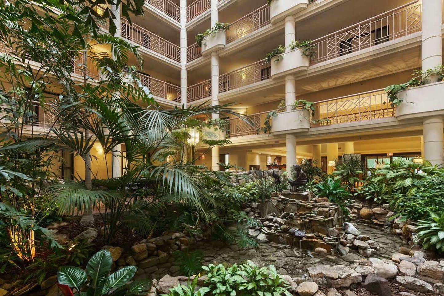 Embassy Suites By Hilton Richmond Dumbarton Exterior photo