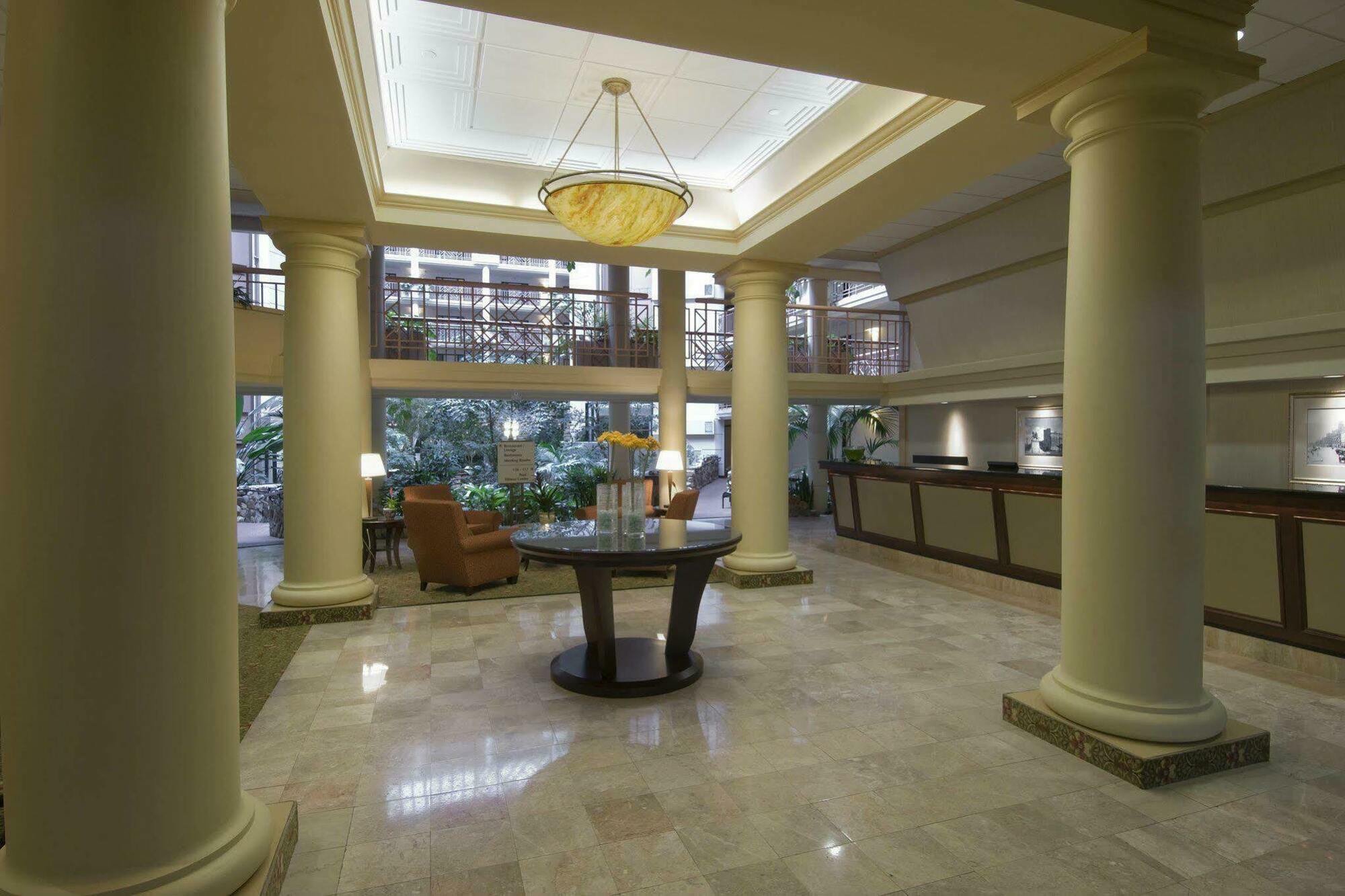 Embassy Suites By Hilton Richmond Dumbarton Exterior photo